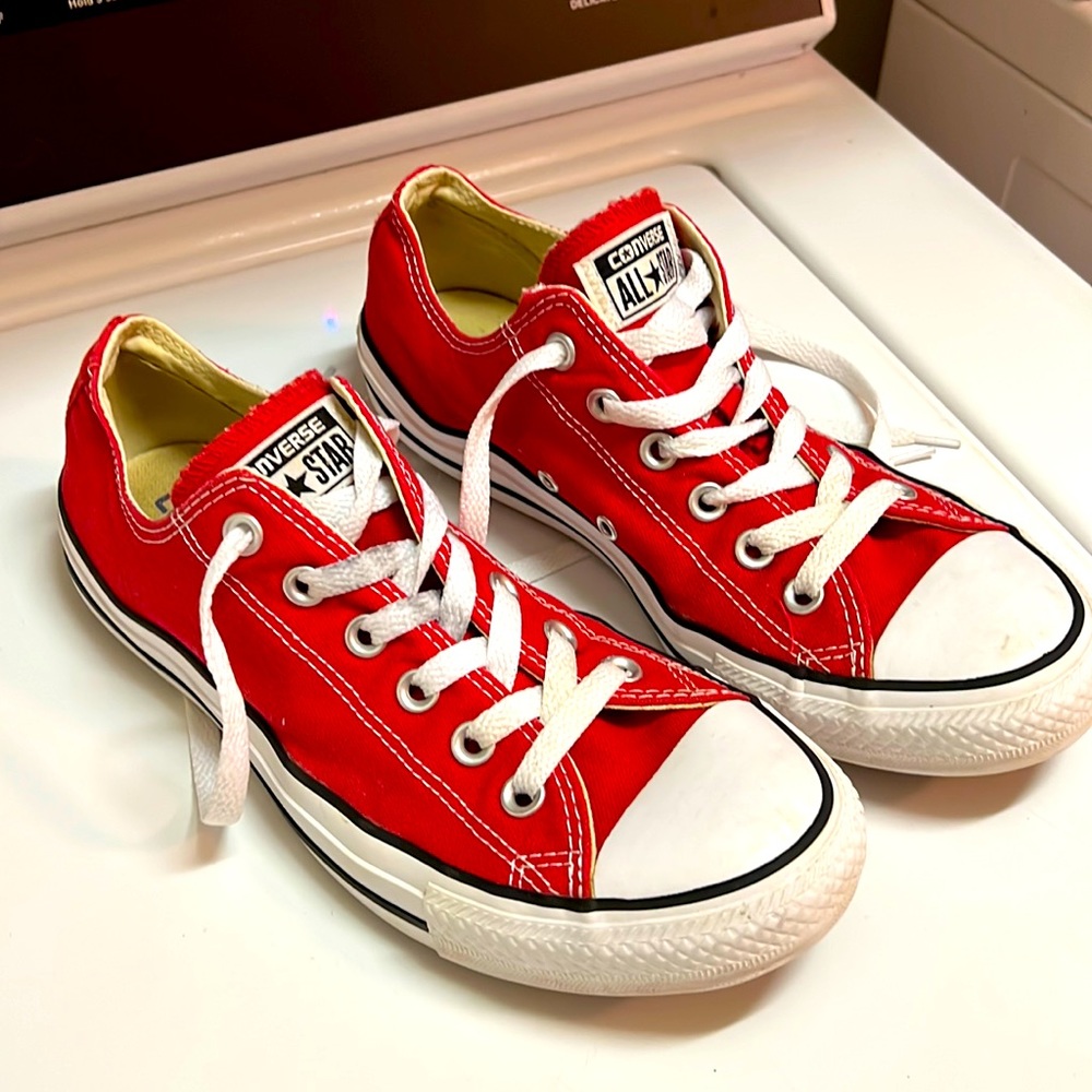 Red Converse